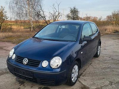 Gebraucht VW Polo 64 PS (47 kW) 2003 Blau Kleinwagen