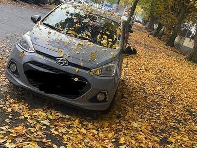 Gebraucht Hyundai i10 67 PS (49 kW) 2014 Grau Kleinwagen