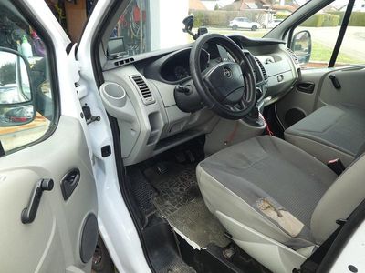 Gebraucht Opel Vivaro 90 PS (66 kW) 2011 Weiß Van / Kleinbus