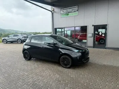 Gebraucht Renault Zoe Life 80 kW (109 PS) 2019 Schwarz Kleinwagen