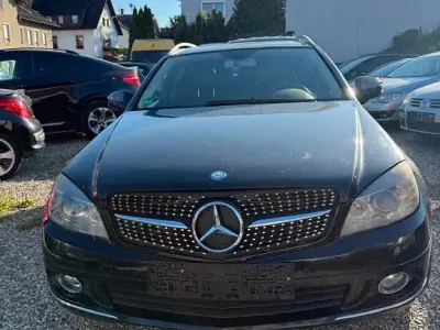 Gebraucht Mercedes C320 224 PS (164 kW) 2008 Schwarz Kombi