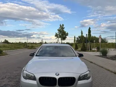 Gebraucht BMW 525 204 PS (150 kW) 2010 Silber Limousine
