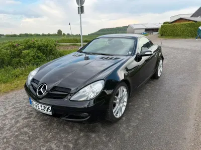Usata Mercedes SLK200 163 CV (119 kW) 2006 Nero Cabrio