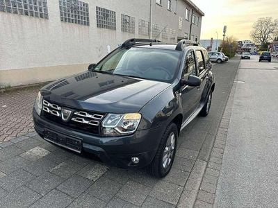 Gebraucht Dacia Duster Lauréate 114 PS (83 kW) 2017 Grau SUV