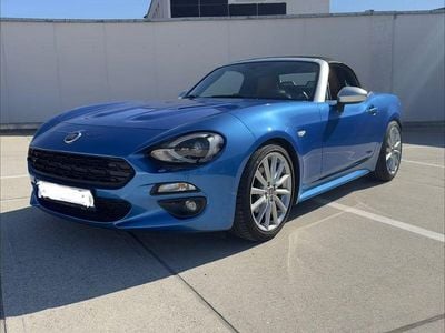 Gebraucht Fiat 124 Spider Lusso 140 PS (102 kW) 2018 Blau Cabrio