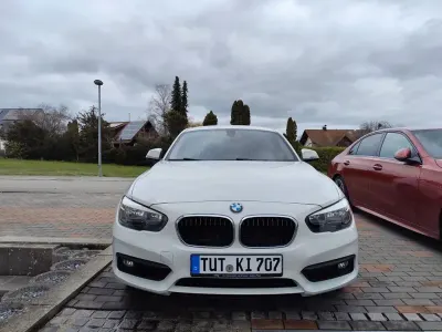 Gebraucht BMW 118 Advantage 136 PS (100 kW) 2018 Weiß Kleinwagen