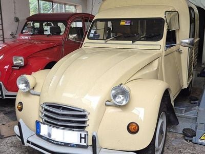 Gebraucht Citroën 2CV 24 PS (17 kW) 1976 Beige Limousine