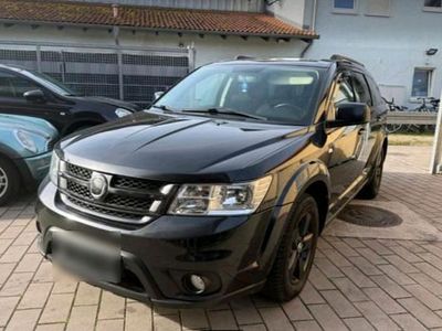 Schwarz Gebraucht 2012 Fiat Freemont SUV | 3.400 € (Fairer Preis)