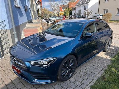 Gebraucht Mercedes CLA220 Shooting Brake 190 PS (139 kW) 2023 Blau Kombi