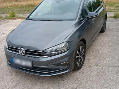 Gebraucht VW Golf VII 130 PS (95 kW) 2019 Silber Kombi