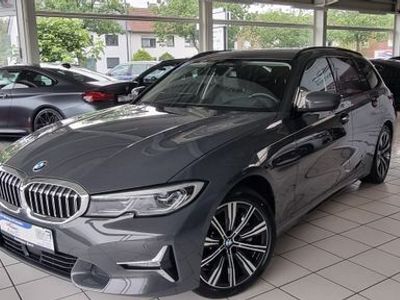 gebraucht BMW 330 d xDrive Touring Luxury Line HUD Individual