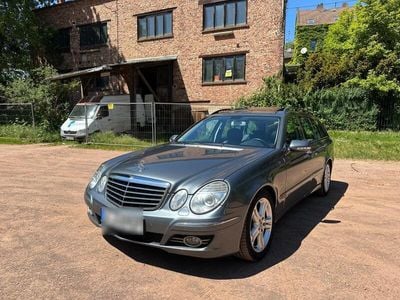 Mercedes E280