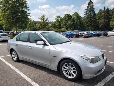 Gebraucht BMW 523 2007 Silber Limousine