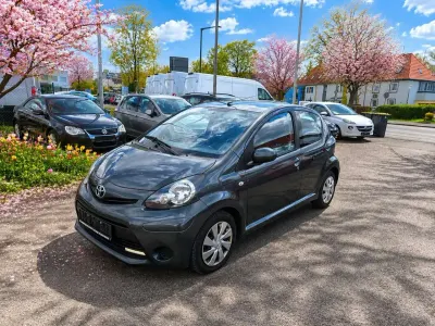Gebraucht Toyota Aygo Cool 68 PS (50 kW) 2014 Anthracite grey Kleinwagen