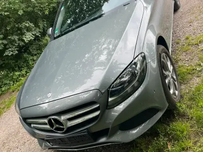 Gebraucht Mercedes C220 204 PS (150 kW) 2015 Grau Kombi