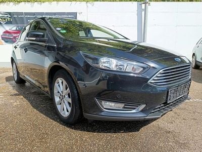 Black metallic Gebraucht 2015 Ford Focus Titanium Limousine | 4.999 € (Guter Preis)