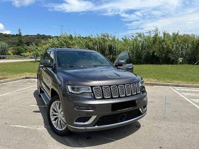Gebraucht Jeep Grand Cherokee Laredo 190 PS (139 kW) 2018 Grau SUV