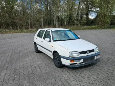 Gebraucht VW Golf III 75 PS (55 kW) 1994 Weiß Kleinwagen