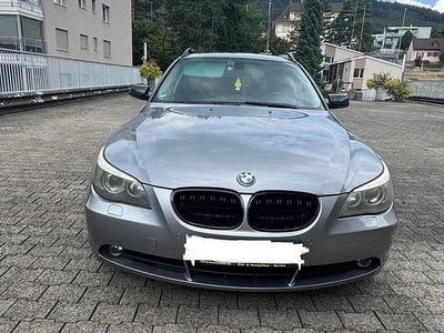 BMW 525