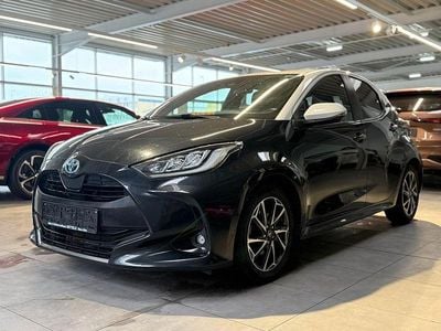 Gebraucht Toyota Yaris Hybrid Style 92 PS (67 kW) 2022 Limousine