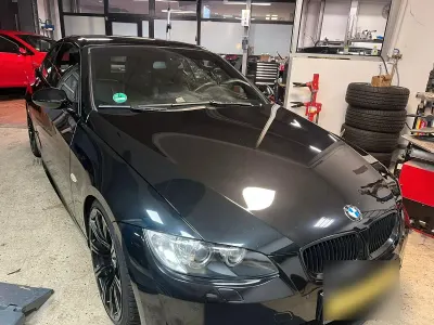 Gebraucht BMW 330 Cabriolet M Sport 272 PS (200 kW) 2008 Schwarz Cabrio