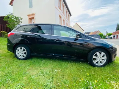 Gebraucht Ford Focus Titanium 150 PS (110 kW) 2012 Schwarz Kombi