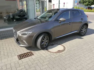 Gebraucht Mazda CX-3 Sports-Line 120 PS (88 kW) 2017 Obsidiangrau metallic 42s SUV