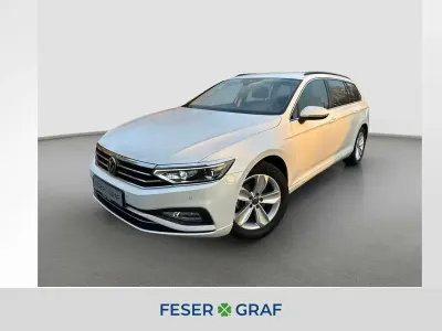 Używany VW Passat Business 200 KM (147 kW) 2022 Biały Kombi