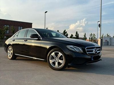Mercedes E220