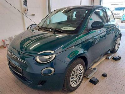 Gebraucht Fiat 500e 86 kW (118 PS) 2023 Grün Kleinwagen