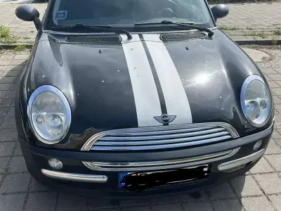 Brugt Mini ONE 90 HK (66 kW) 2004 Sort Hatchback