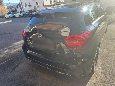 Brugt Mercedes A180 AMG line 122 HK (89 kW) 2016 Sort Hatchback