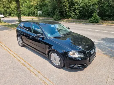 Gebraucht Audi A3 Attraction 140 PS (102 kW) 2011 Schwarz Kleinwagen