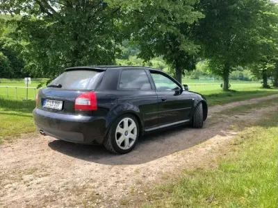 Gebraucht Audi S3 224 PS (164 kW) 2002 Schwarz Kleinwagen