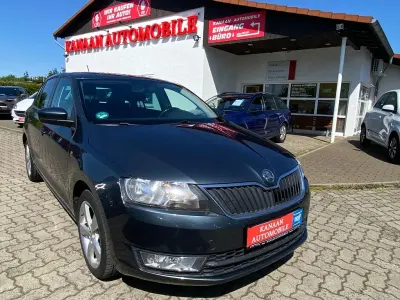 Gebraucht Skoda Rapid Style 105 PS (77 kW) 2014 Grau Kleinwagen