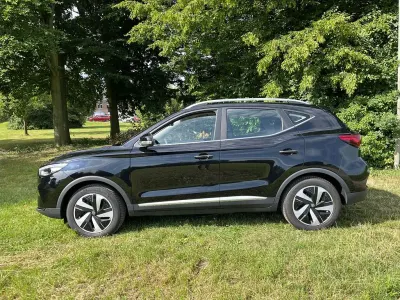 Gebraucht MG ZS Luxury 114 kW (156 PS) 2022 Schwarz SUV