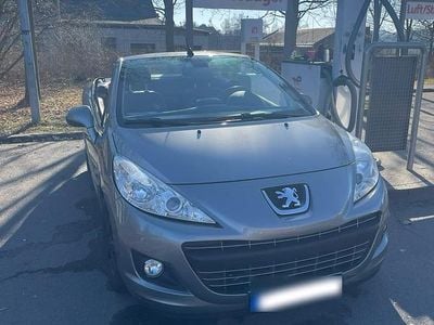 Gebraucht Peugeot 207 CC Roland Garros 156 PS (114 kW) 2010 Silber Cabrio