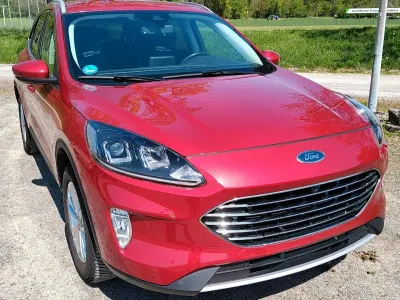 Gebraucht Ford Kuga 190 PS (139 kW) 2020 Rot SUV