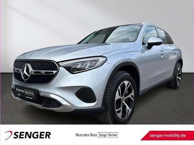Begagnad Mercedes GLC400d Avantgarde 252 HK (185 kW) 2024 Silver SUV
