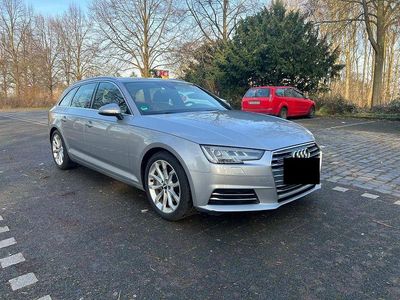 Silber Gebraucht 2016 Audi A4 Sport Kombi | 11.990 € (Fairer Preis)