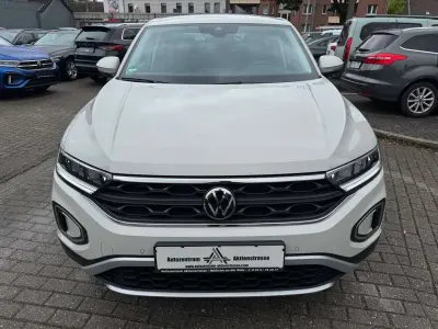 Occasion VW T-Roc 110 ch (80 kW) 2023 Gris SUV