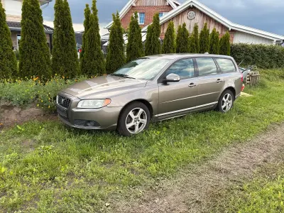 Gebraucht Volvo V70 184 PS (135 kW) 2008 Grau Kombi