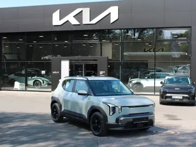 Neu Kia EV2 Air 108 kW (147 PS) 2026 Grau SUV