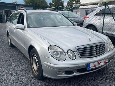 Mercedes E220