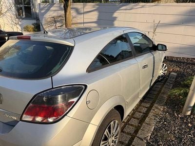 Gebraucht Opel Astra GTC 2009 Silber Kleinwagen