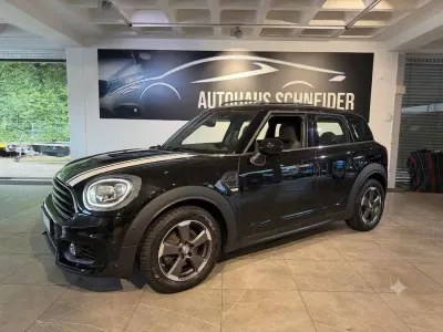 Gebraucht Mini Cooper 136 PS (100 kW) 2019 Schwarz Kleinwagen