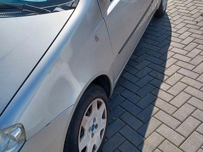 Gebraucht Fiat Punto Dynamic 60 PS (44 kW) 2003 Silber Kleinwagen