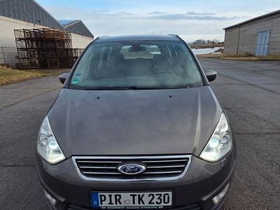 Gebraucht Ford Galaxy Trend 140 PS (102 kW) 2014 Grau Van / Kleinbus