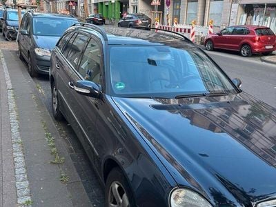 Mercedes E270