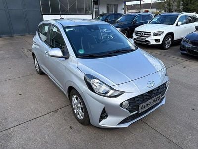 Gebraucht Hyundai i10 84 PS (61 kW) 2022 Silber Kleinwagen